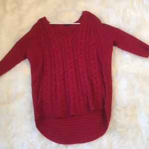 Worn twice. Excellent condition. Express sweater!